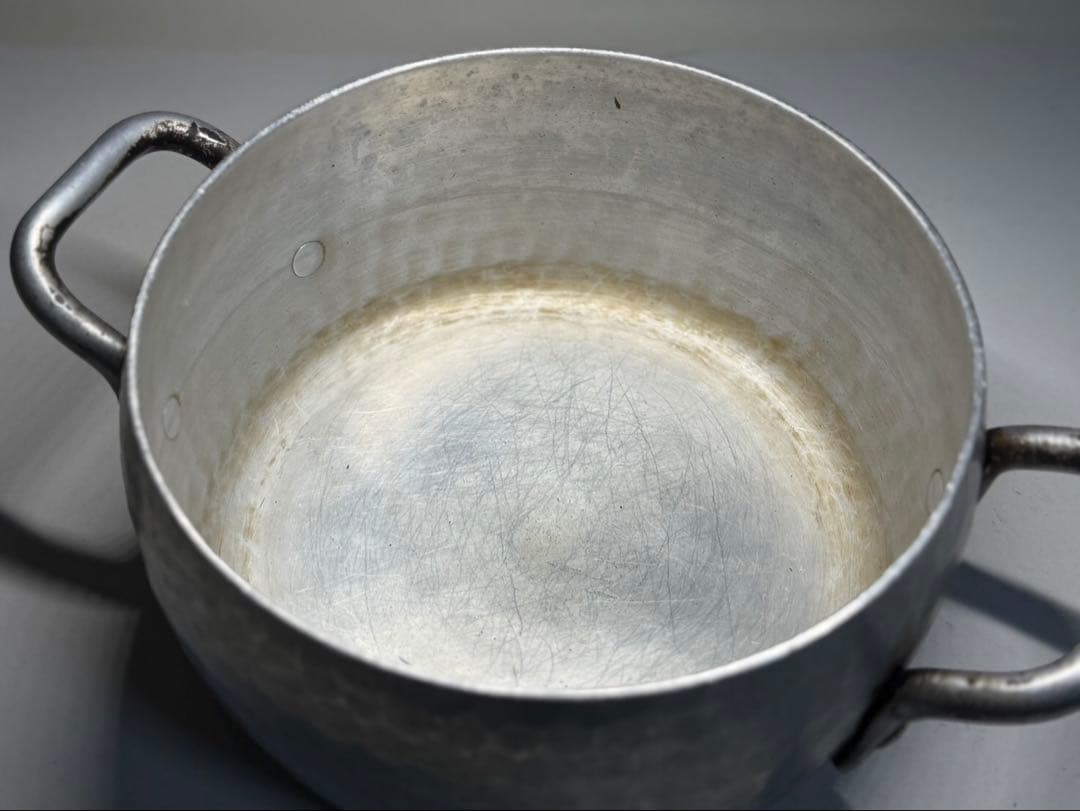 京都料理道具 有次 アルミ鍋 鎚起 中古品18㎝ - メルカリ