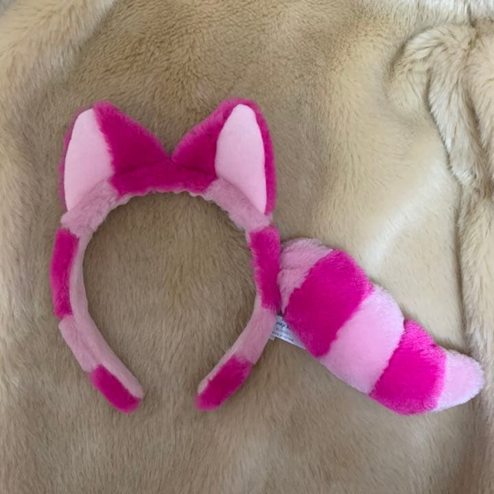 ディズニー カチューシャ チェシャ猫 正規品 - メルカリ