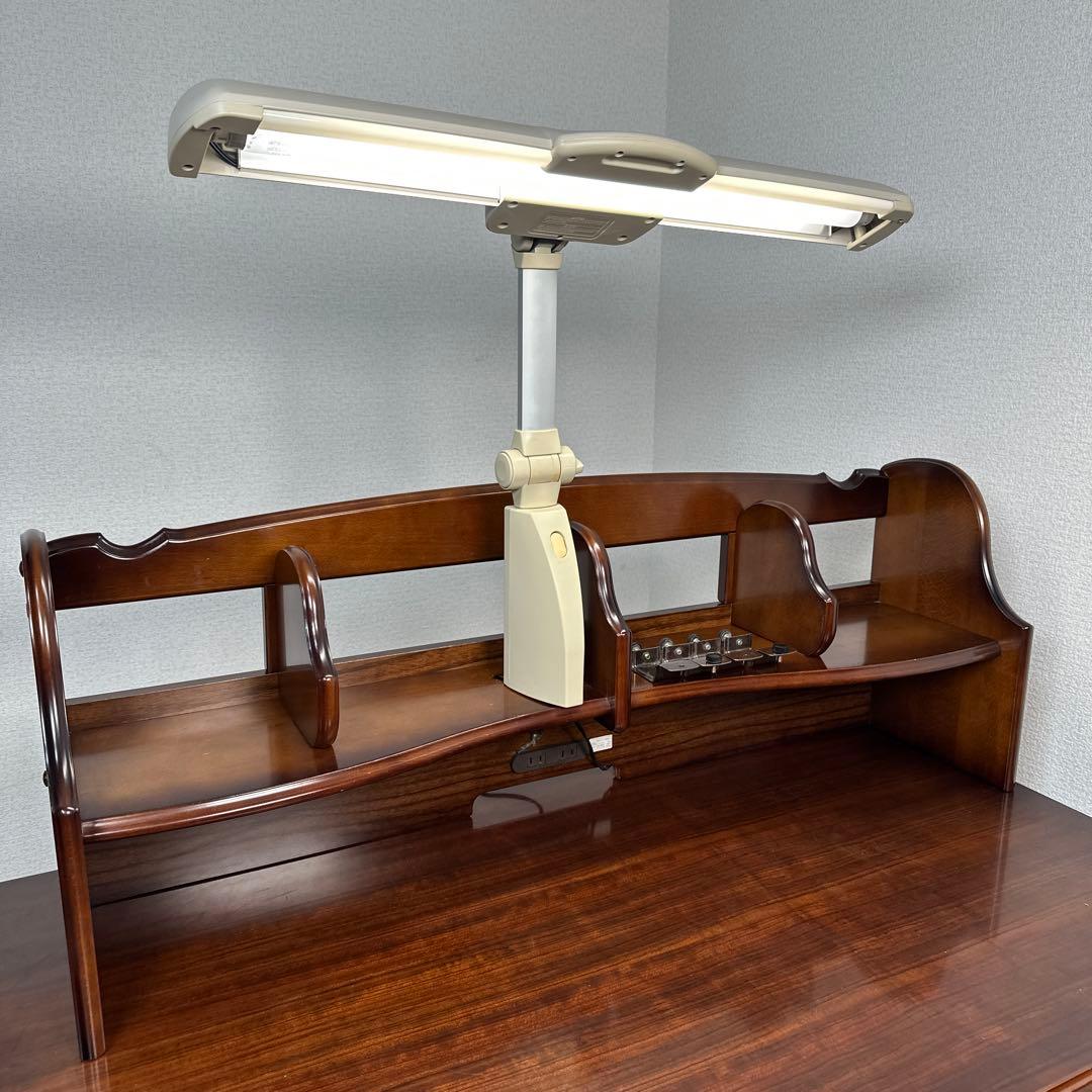 カリモク コロニアル 本棚 ブックシェルフ ブックエンド可動式 照明付き i4※ カリモク家具（KARIMOKU FURNITURE） カリモク 本棚 書棚 コロニアル