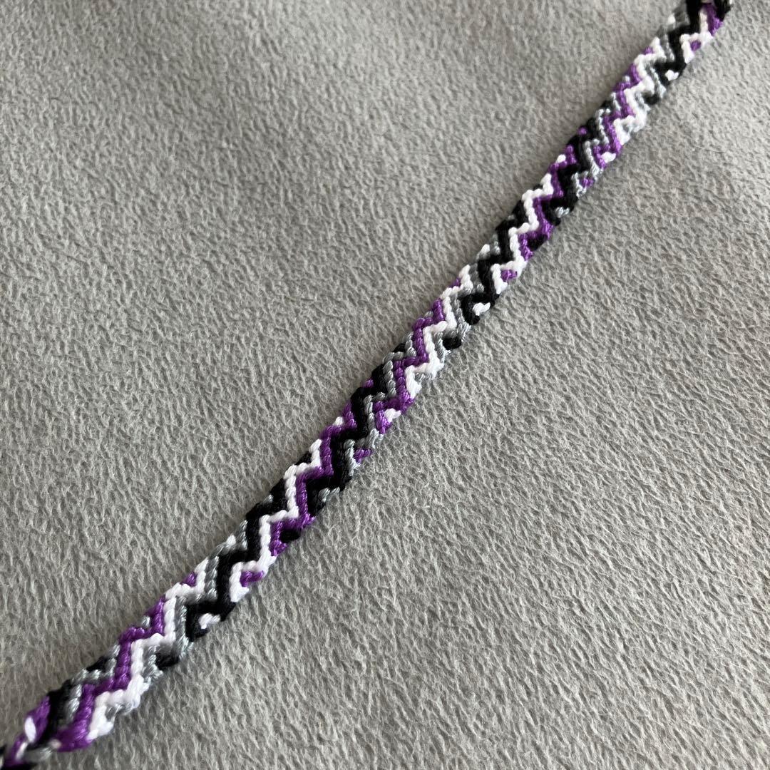 ミサンガ アンクレット 黒 紫 - メルカリ