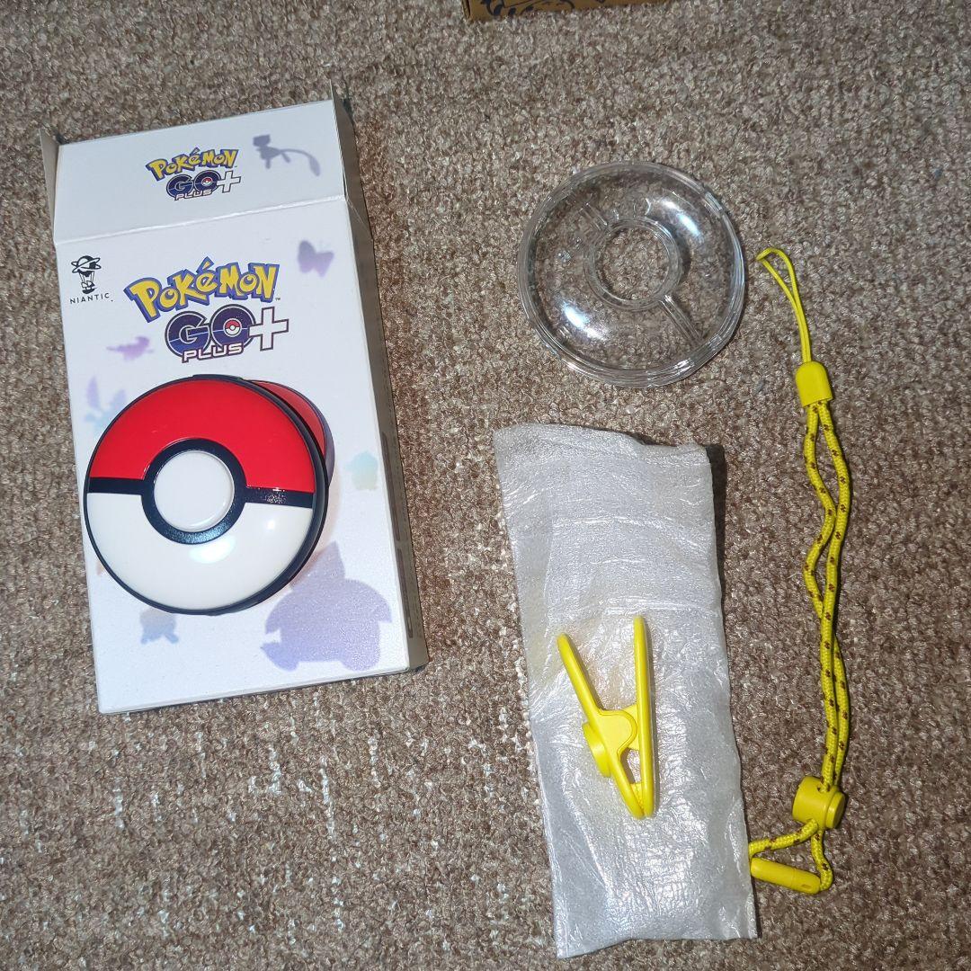 小物・アクセサリー pokemon go plus + Nintendo Pokemon GO Plus Accessory: Pokeball Feature Compatible