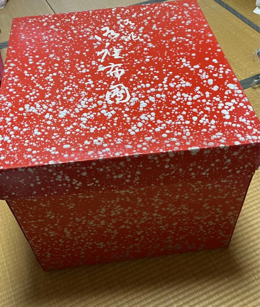 【新品未使用】高級綿入り座布団　５枚組　森英恵　５５センチ