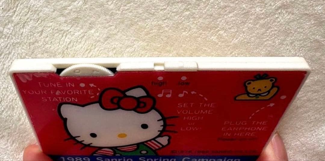 激レア】1989年 サンリオ ハローキティ AMカード型ラジオ 昭和レトロ