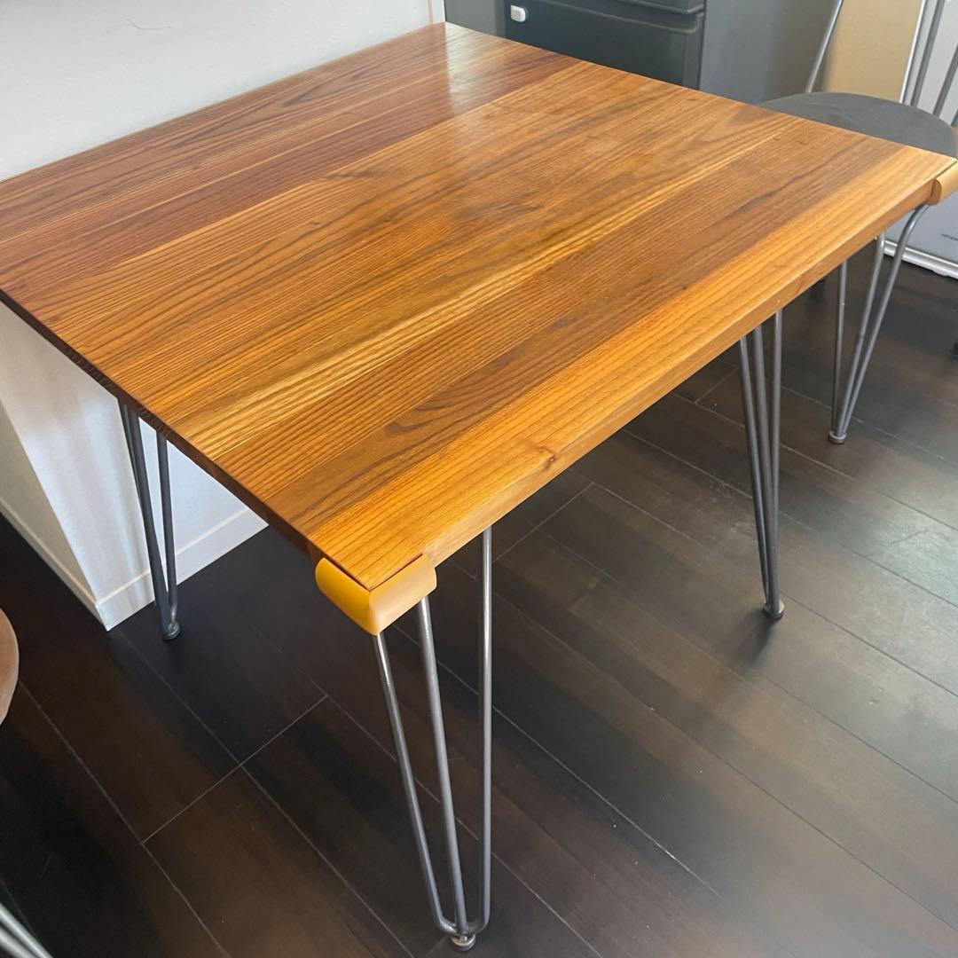 A.BFLY】エルム無垢材 ダイニングテーブル 80㎝×80㎝ - メルカリ