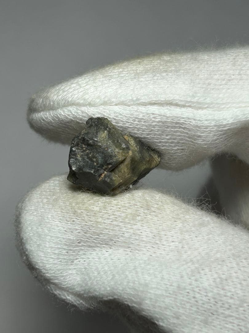 石質　隕石　タタフィン　原石　ダイオジェナイト　証明書付き　2.61g