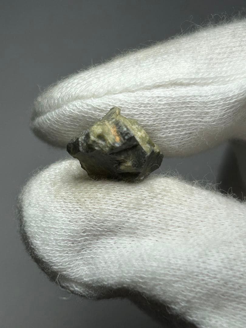 石質　隕石　タタフィン　原石　ダイオジェナイト　証明書付き　2.61g