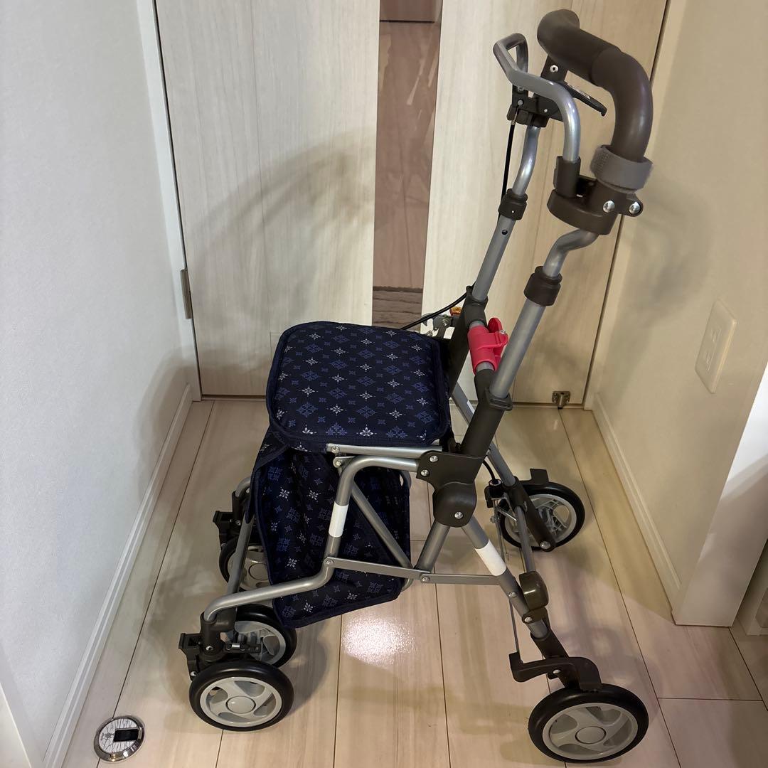 シルバーカー 座面有り、折りたたみ式 島製作所 モート - メルカリ