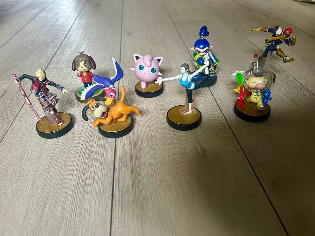 amiibo 8本セット Amazon.co.jp: amiibo すりみ連合セット[フウカ／ウツホ／マンタロー