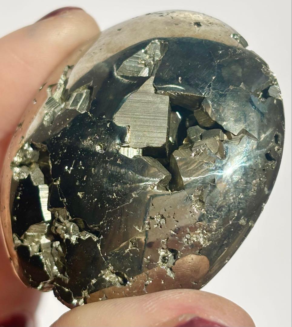 《高密度キューブ結晶✰》パイライト　パーム　握り石