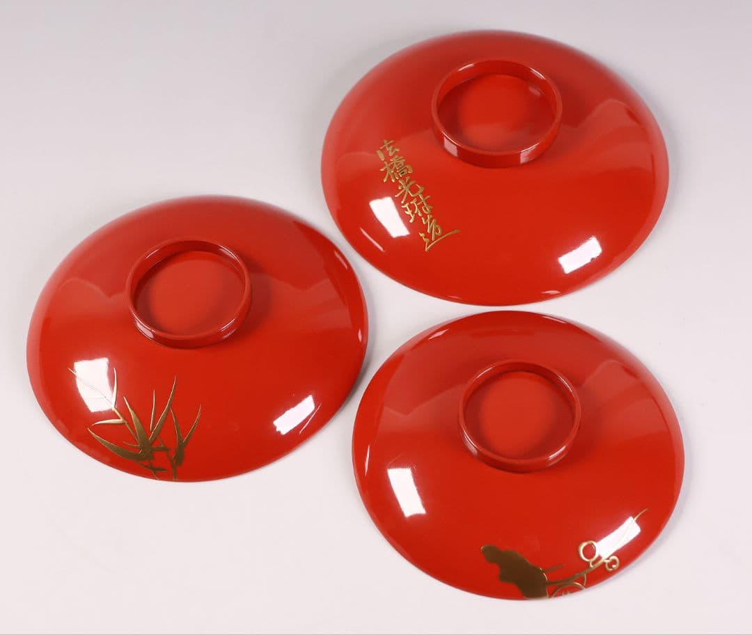 CM358】時代 法橋光琳造(尾形光琳) 松竹梅蒔絵 朱塗 三ッ盃 木製