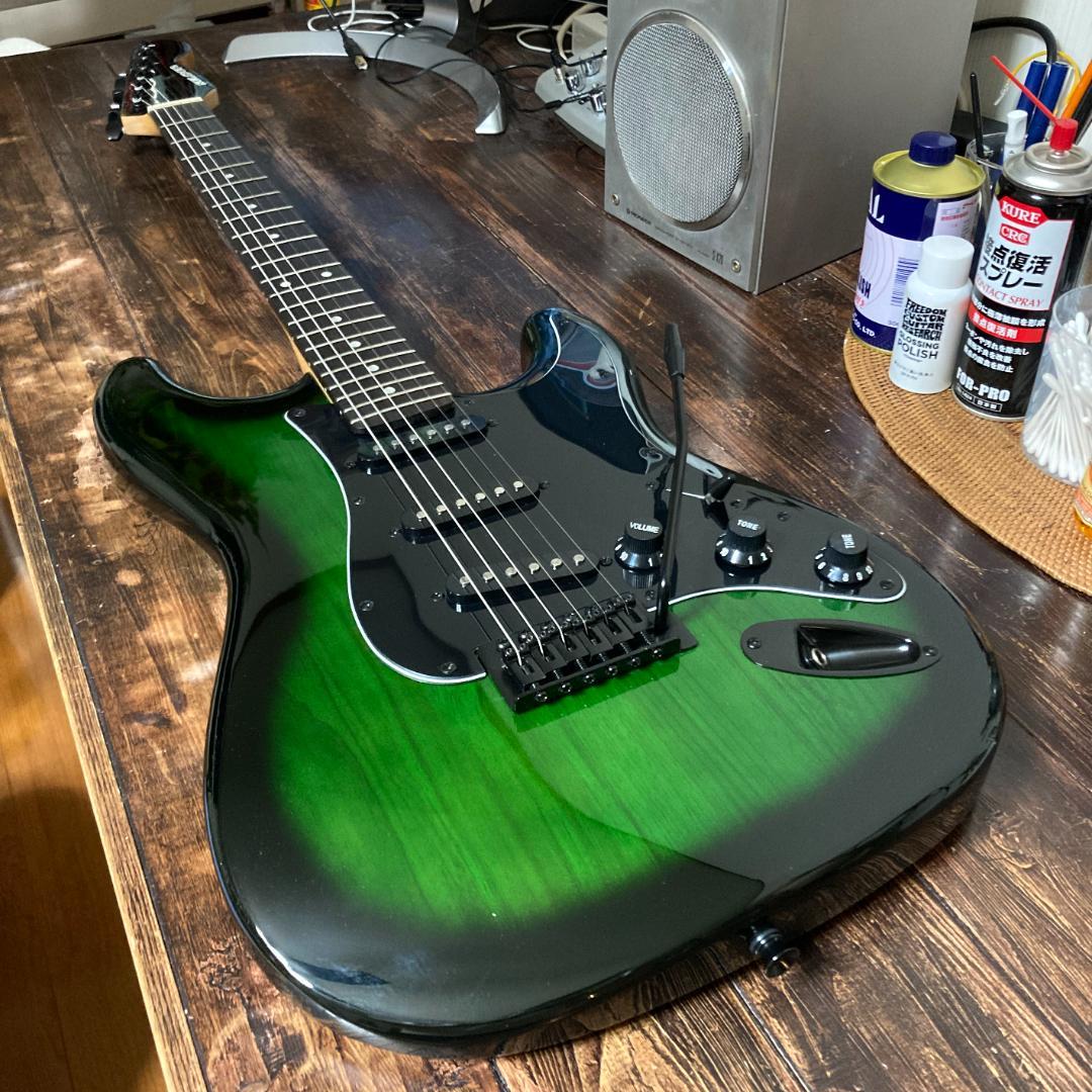 美品 SELDER ストラトタイプ グリーンサンバースト エレキギター