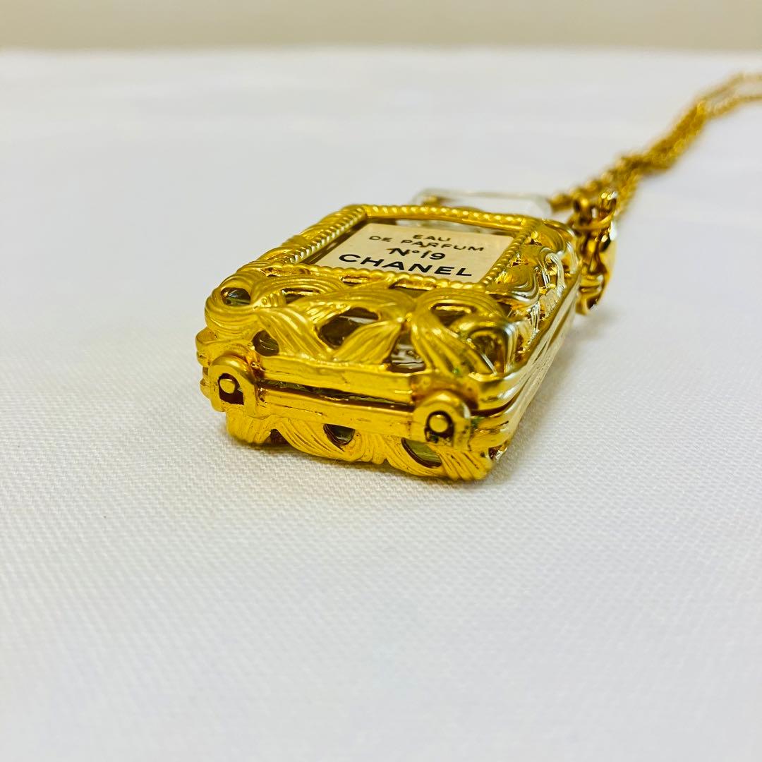 シャネル No.19 香水 ネックレス パフュームボトル ヴィンテージ