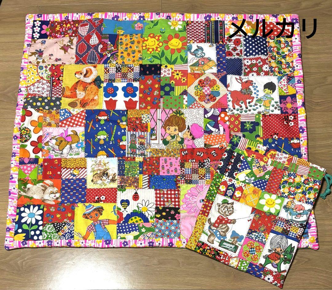 ハンドメイド❇大きめビンテージパッチワーク❇マットと巾着セット ❤︎ 𓊆ྀི パッチワーク巾着𓊇ྀི candypopsmile 様納品分です