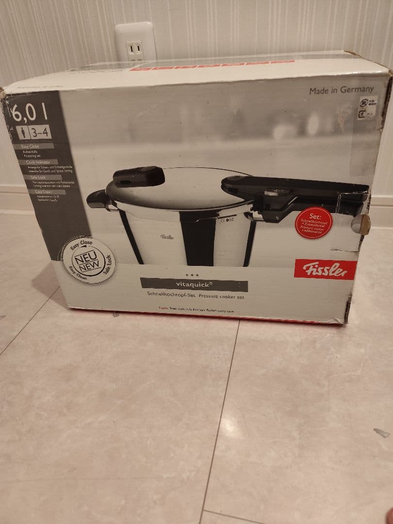 フィスラー Fissler ビタクイック6Lガラス蓋付 スプリング式圧力鍋 600-410-02-000.jpg