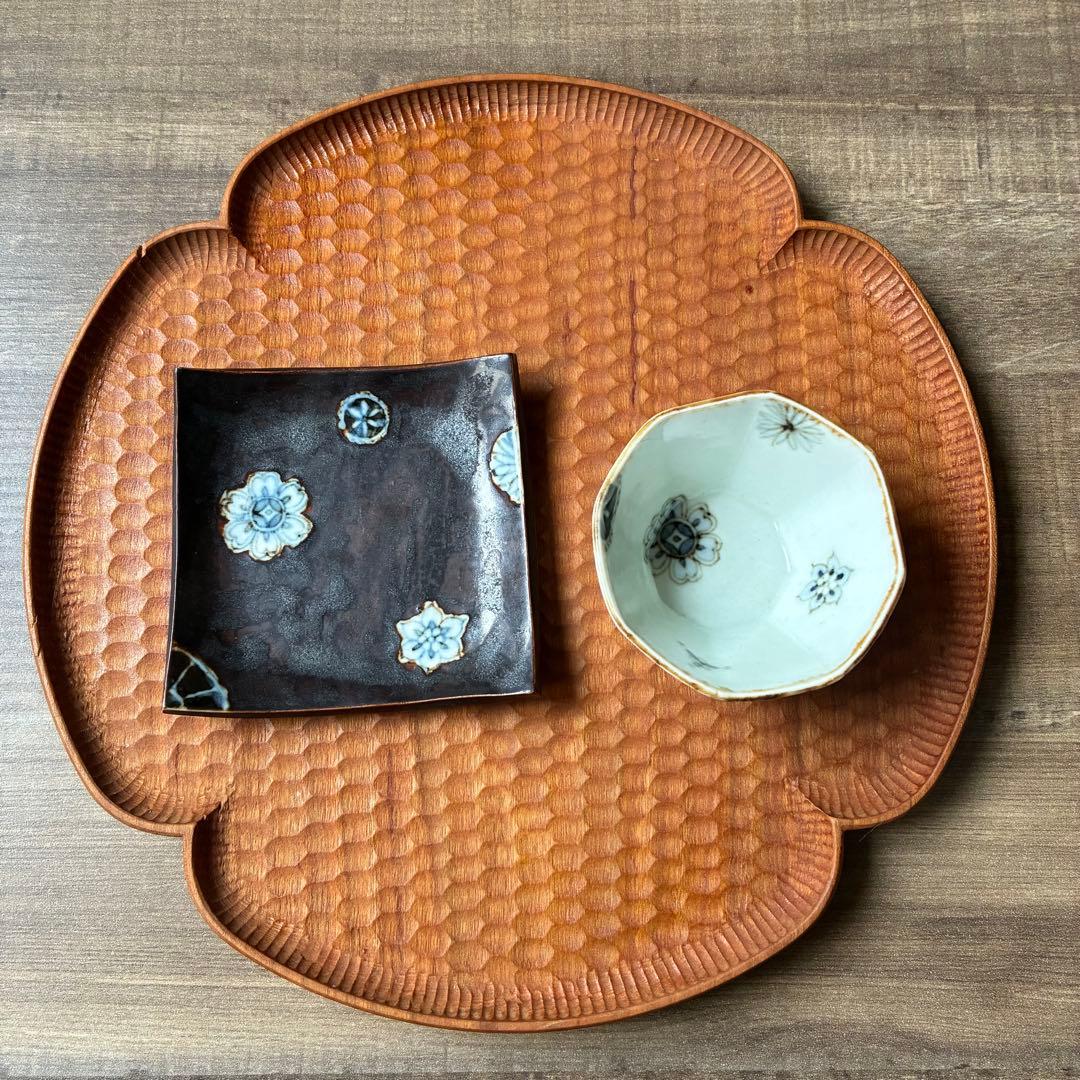 【極美品】muddy 真泥 村山朋子さん 花柄小鉢＆角皿セット 極美品】muddy 真泥 村山朋子さん 花柄小鉢＆角皿セット - メルカリ