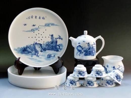青白磁 茶器セット 台湾茶器 中国茶器 青白磁茶器セット（急須・カップ4個） - メルカリ