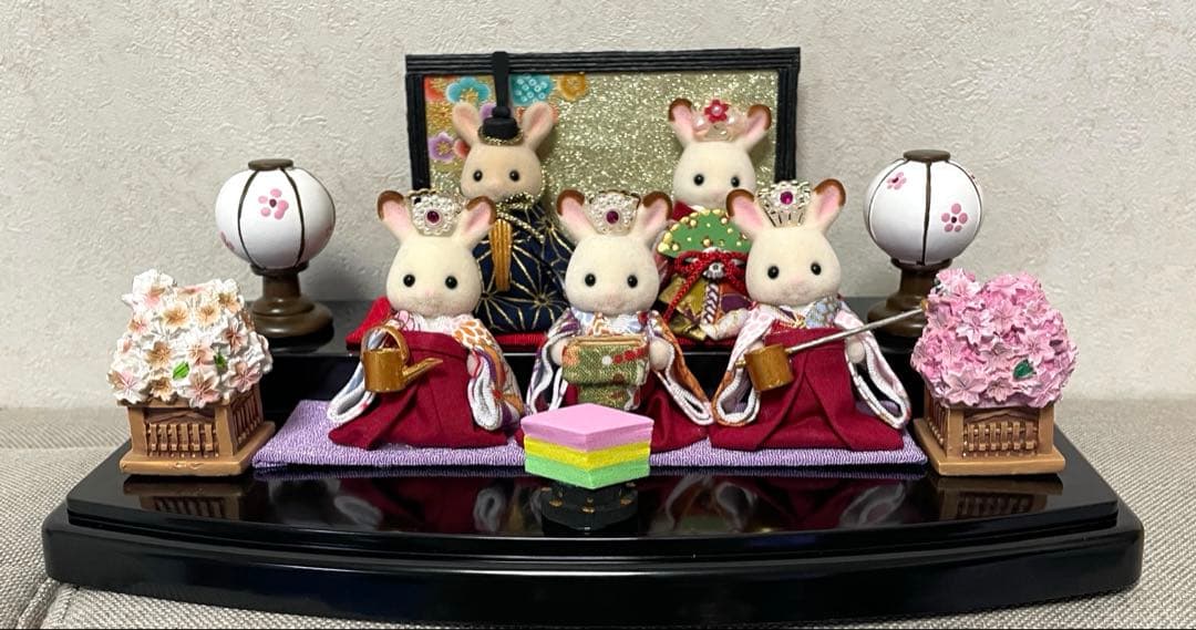 雛人形 シルバニア赤ちゃん ケース入り 二段飾り 三人官女 - メルカリ