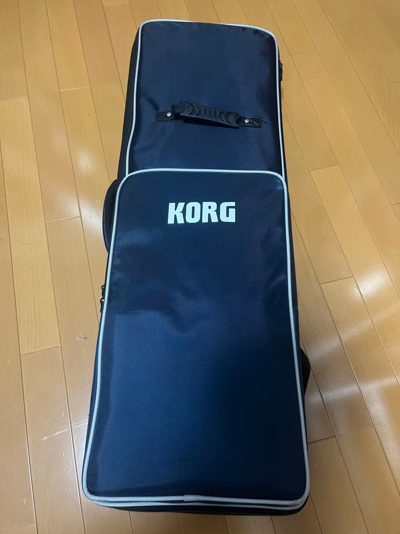 あ*あ様 KORG KROSS 61鍵 シンセサイザー、ケース付属品セット KORG KROSS2-61-SC (ホワイト) バンド用キーボードならこれ！ 61鍵盤
