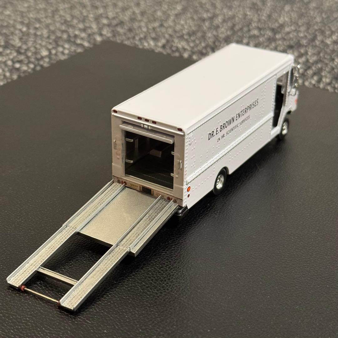 ドクのバン カスタム バックトゥザフューチャー デロリアン ② - メルカリ