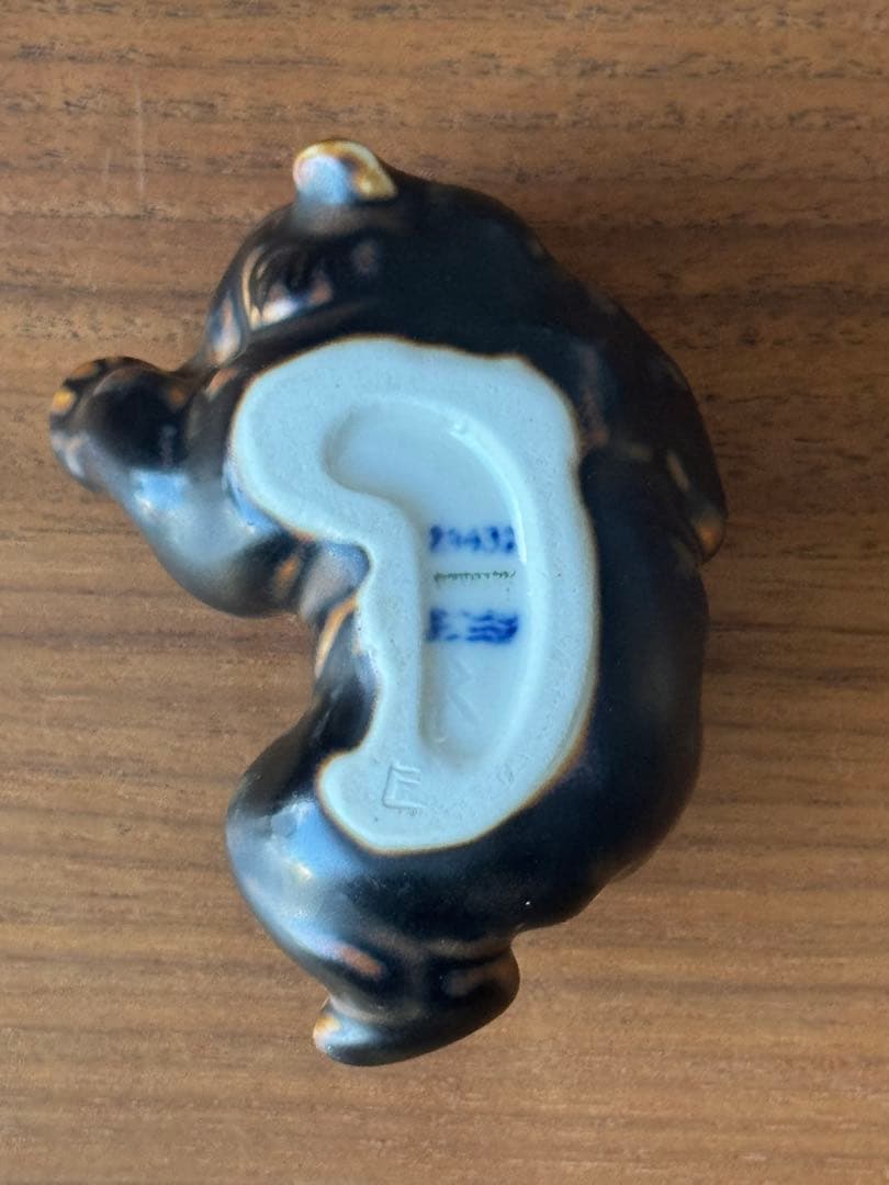 希少1940年代 ロイヤルコペンハーゲン 仰向けの子熊 21432 - メルカリ