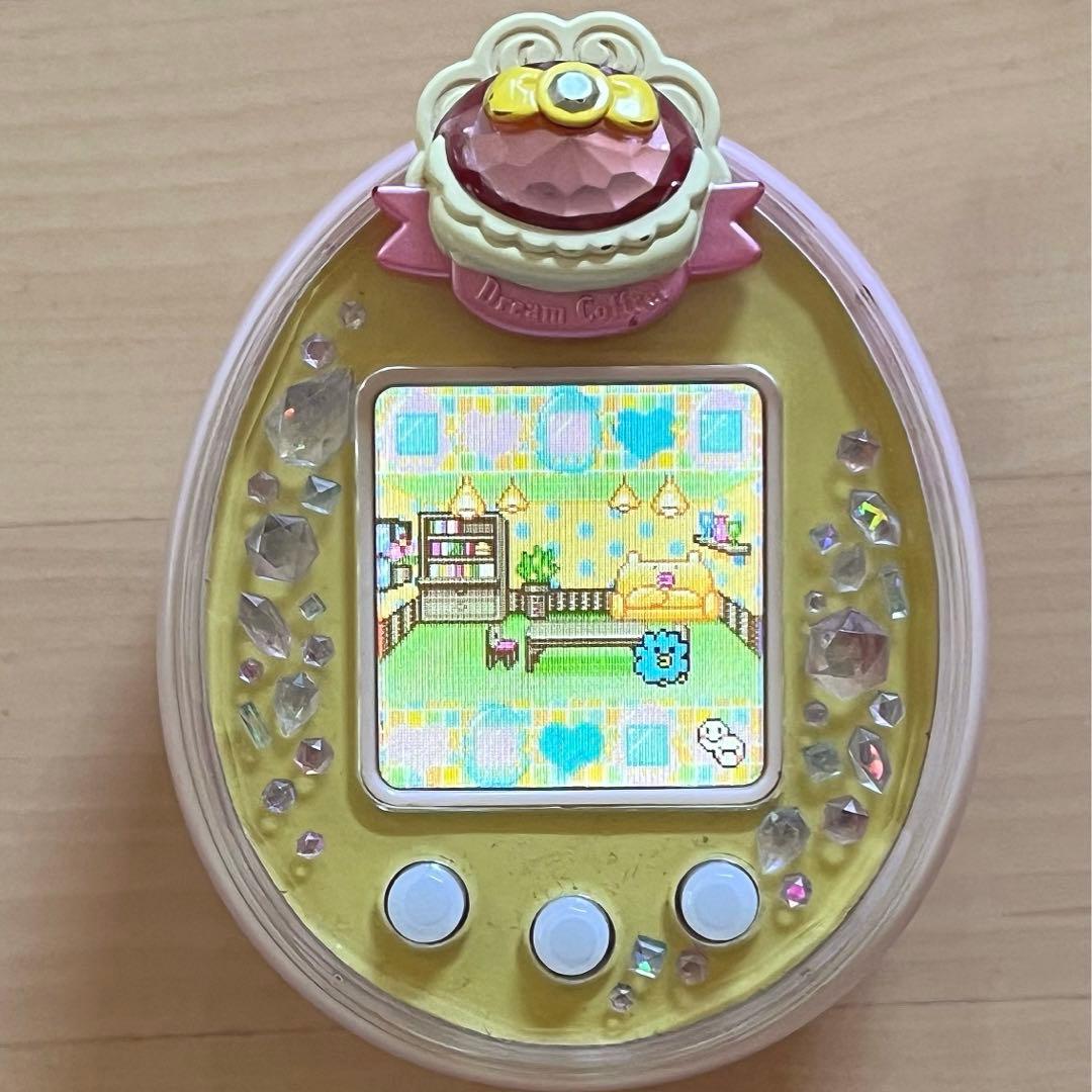 たまごっちピース本体（限定カラー）＆たまでこピアス(ドリームコフレ