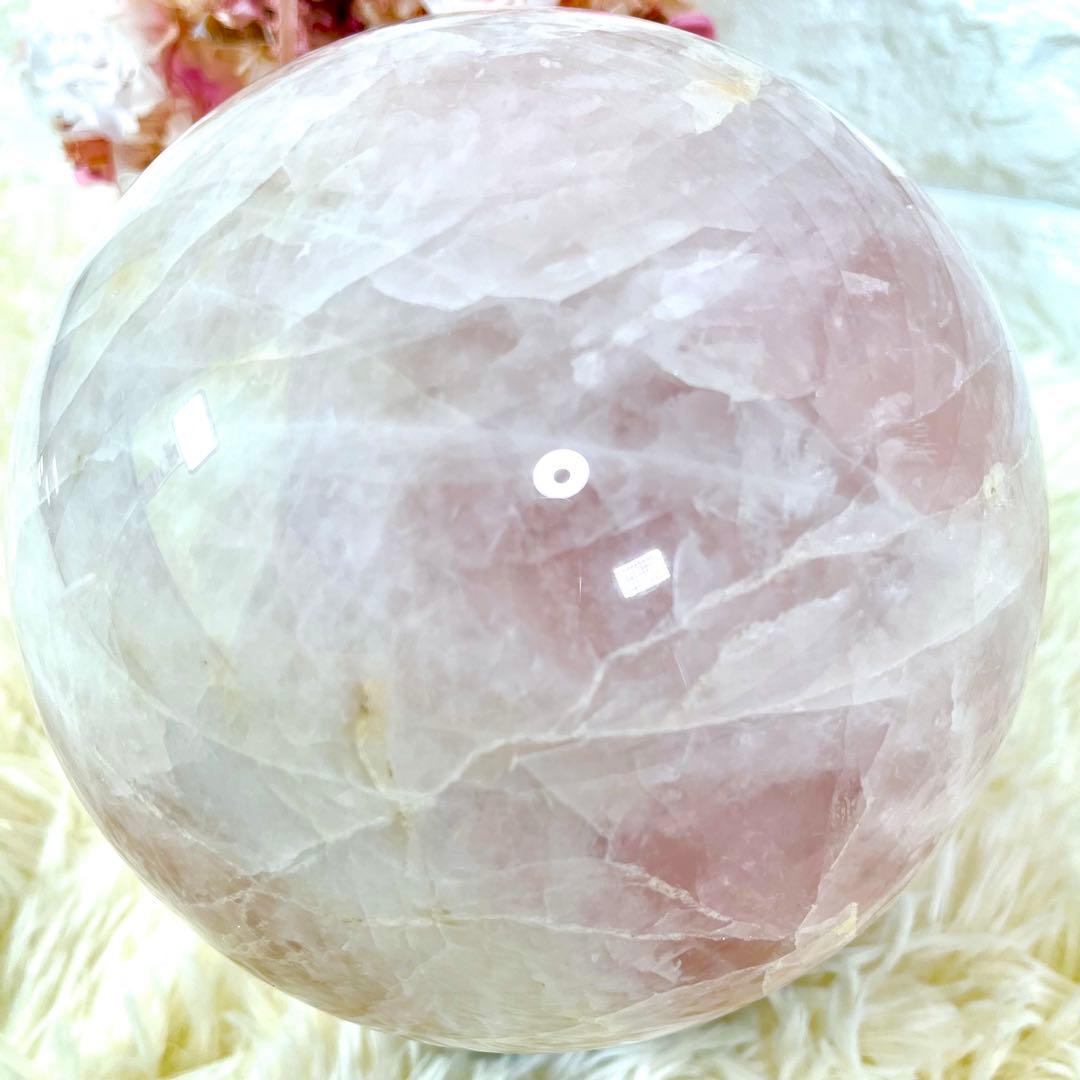 【大玉】ローズクォーツ 球体 6.2kg クラック水晶 スフィア 木製台座付き