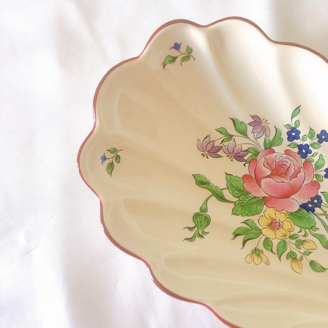 人気 リュネヴィル シェル型ラヴィエ 前菜皿ブーケ柄 フランス