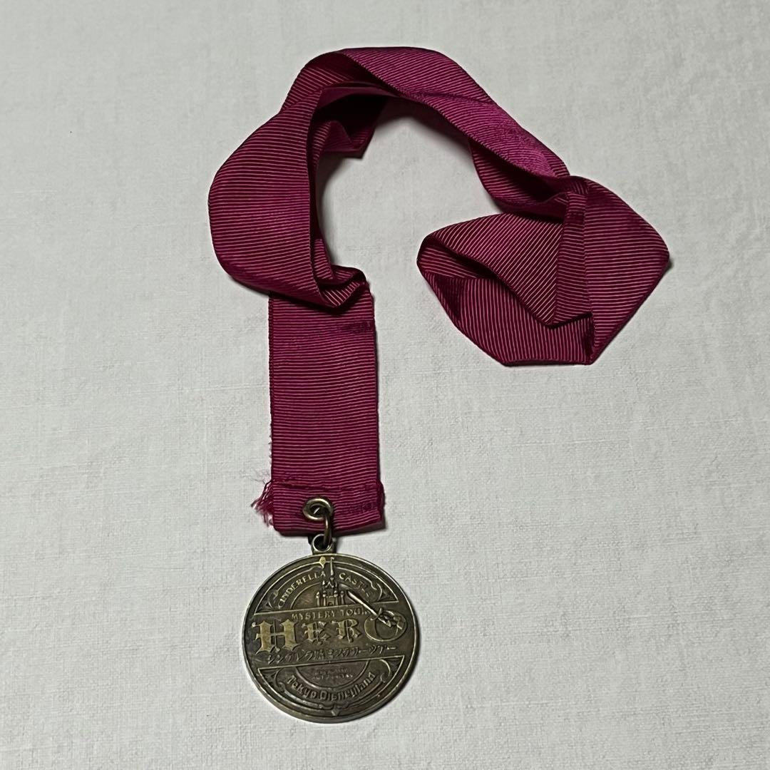 勇者のメダル ディズニーランド シンデレラ城ミステリーツアー 勇者の