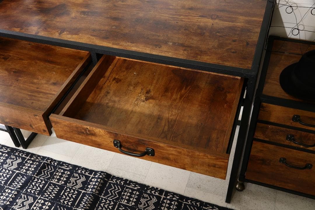 《新品・送料無料》クルト デスク 引き出し２杯付き