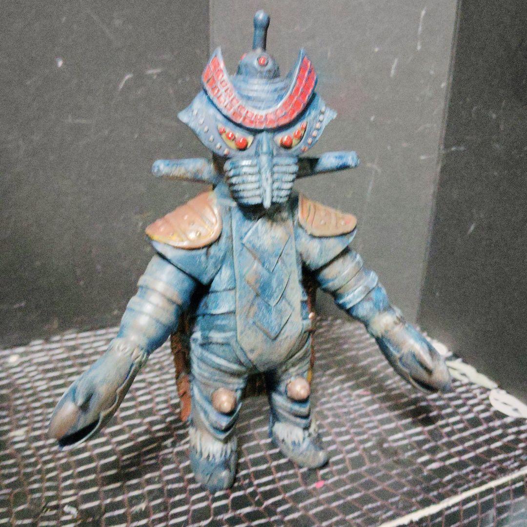 上野淳子様専用ウルトラ怪獣旧型ソフビ - メルカリ