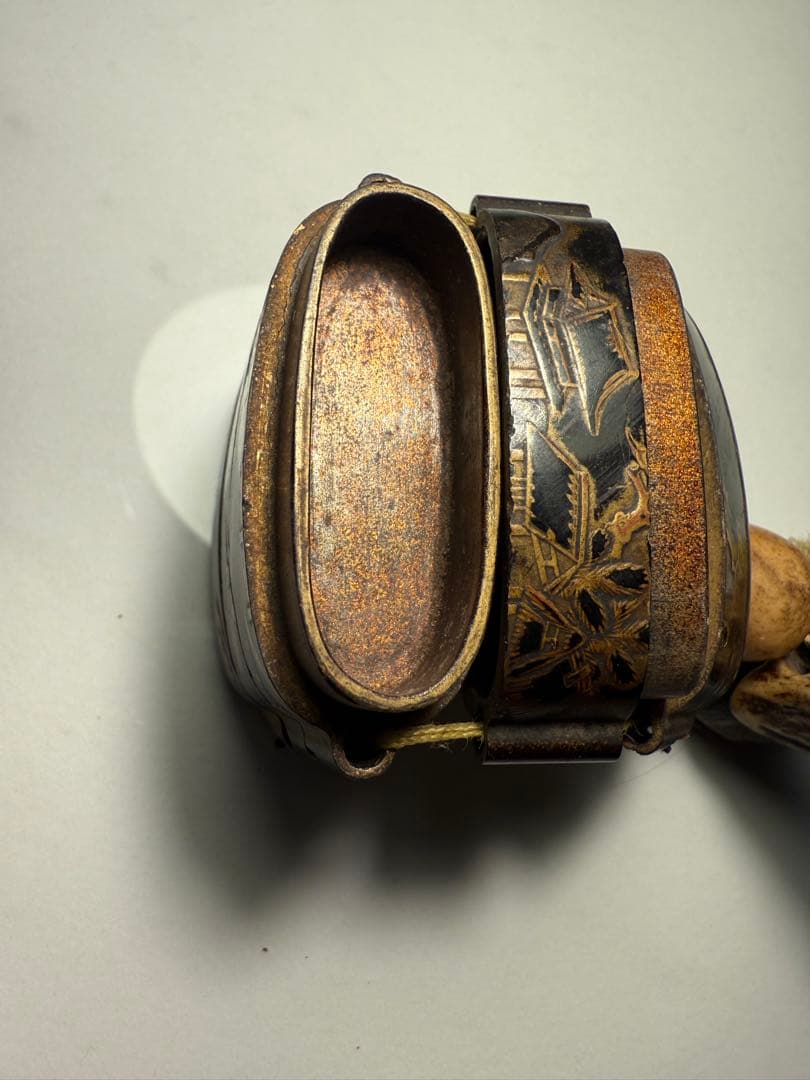 蒔絵 印籠 人物彫刻根付付 - メルカリ