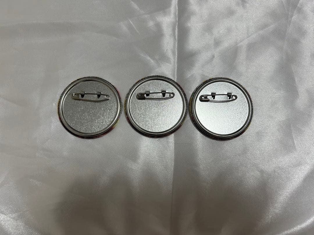 プロセカ 東雲彰人 グリッター缶バッジ ジュンブラ - メルカリ