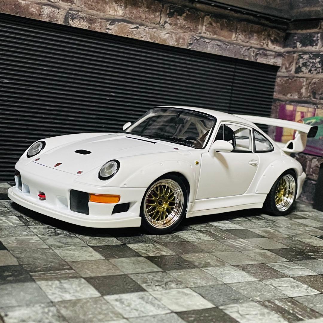 1/18 UT Models ポルシェ 911 (993) GT2 EVO - メルカリ