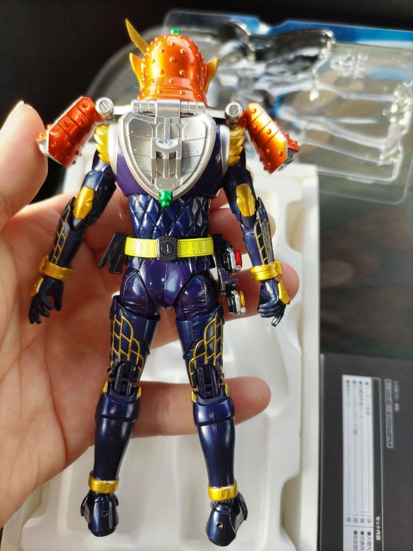 S.H.Figuarts 　真骨彫 仮面ライダー鎧武 オレンジアームズ