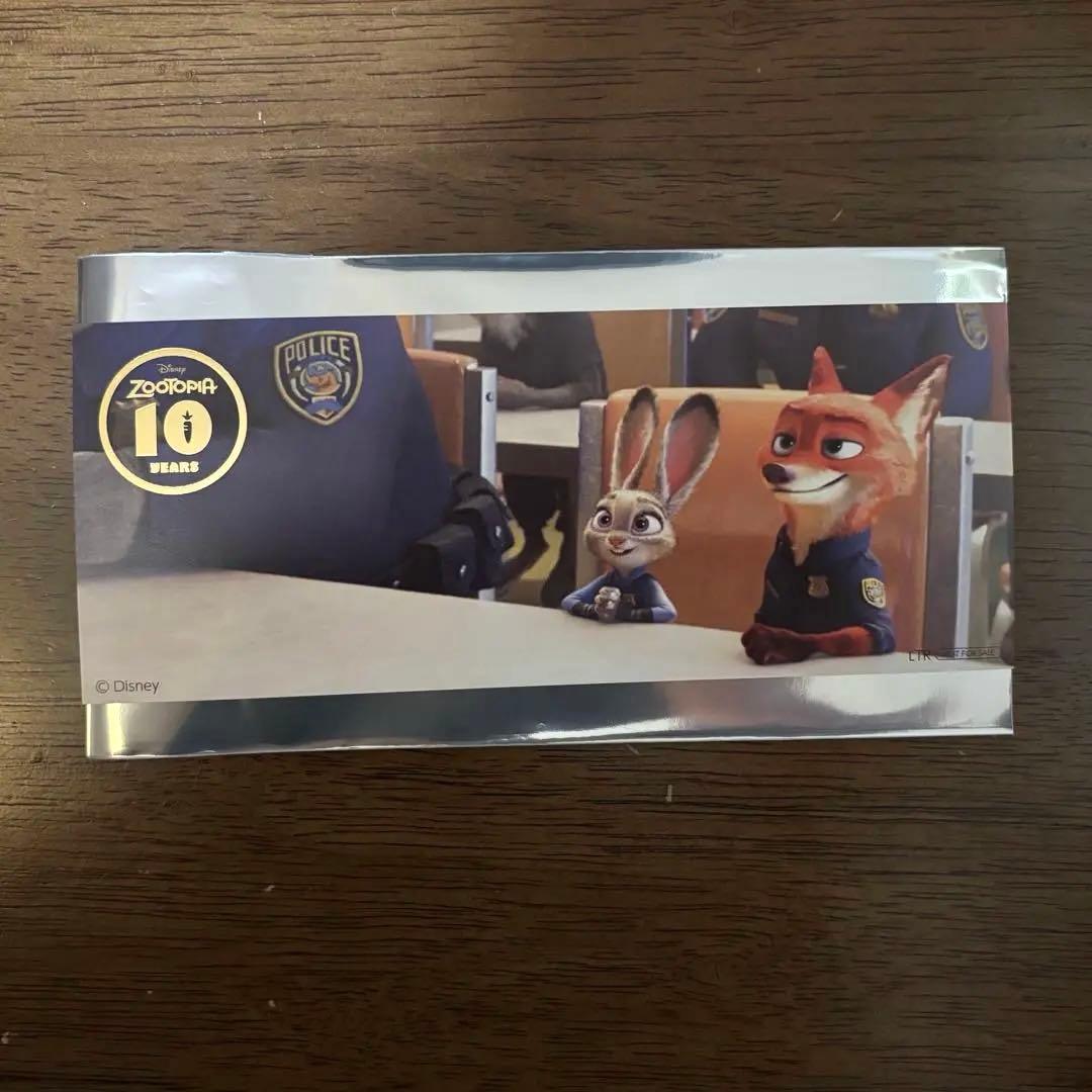 新品未使用】ズートピア2 オーマイカフェ 特典 箔押しカード ニック