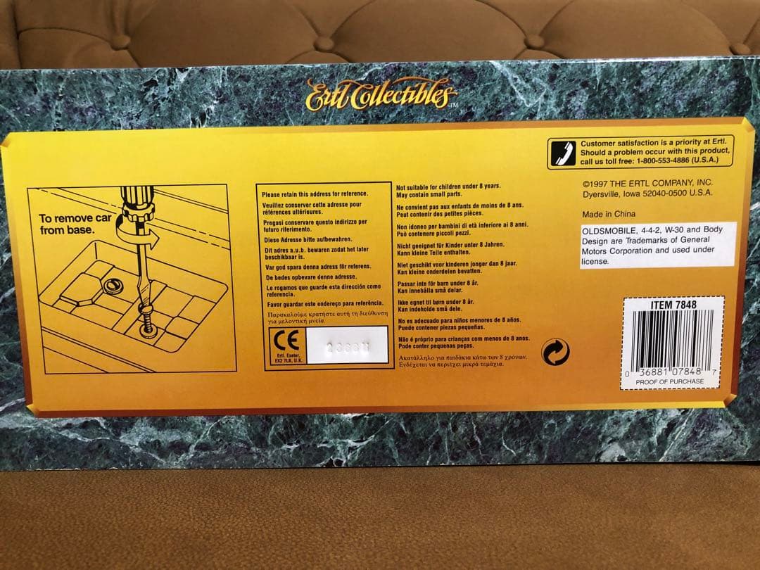 1/18 ERTL 1969 OLDSMOBILE 4-4-2 W30 アメ車 - メルカリ