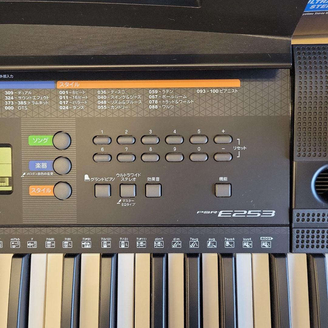 値下げ‼️ヤマハ YAMAHA PSR-E253 電子キーボード - メルカリ