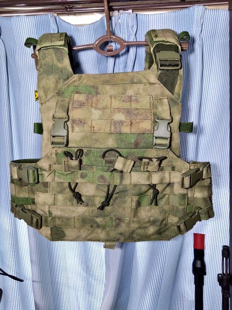ANA Tactical M2 プレートキャリア A-tacs fg 実物 Yahoo!オークション - ［実物］ロシアANA M2プレートキャリアフルセッ