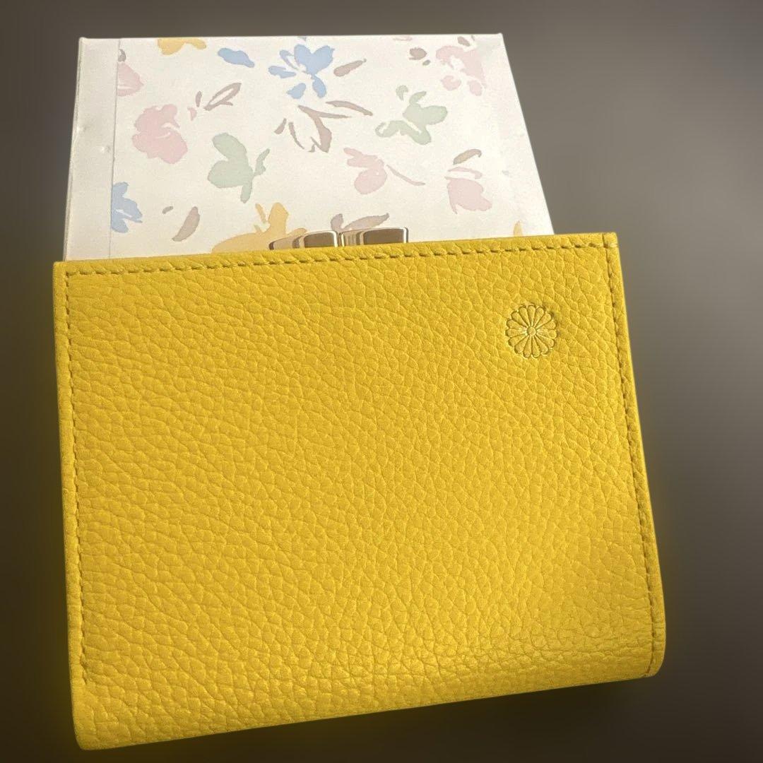【皇居折り財布】⭐︎幸運のイエロー⭐︎/《新品未使用》/高級牛革/レア 皇居 財布 黄色 新品｜Yahoo!フリマ（旧PayPayフリマ）