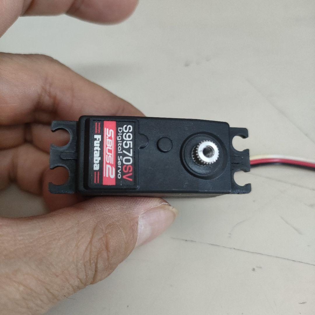 ハイテック RED ZONE 17.5T モーター、フタバs9570sv