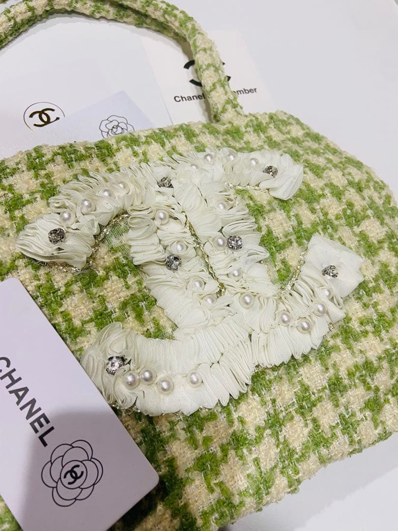 CHANEL トートバッグ フリル ビッグココ シャネルノベルティ