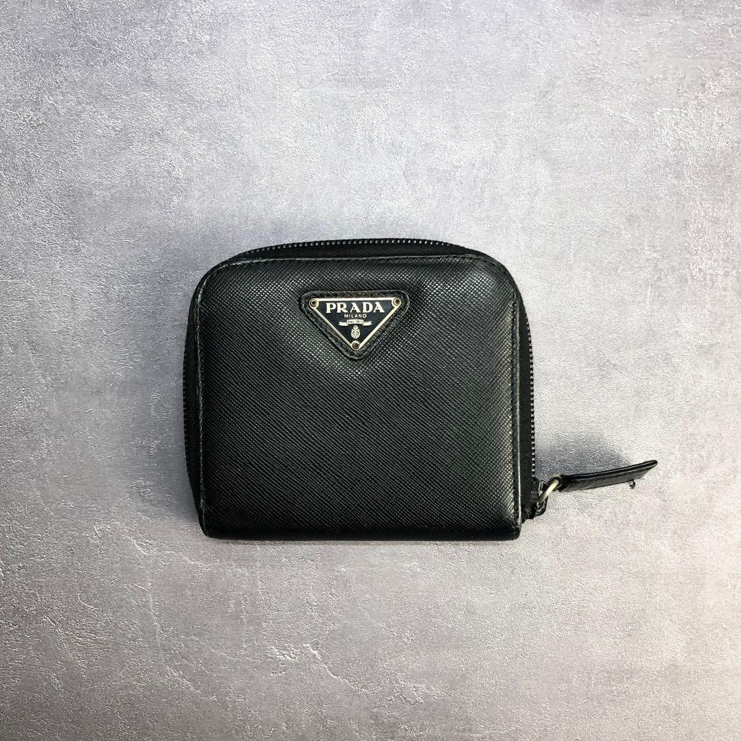 PRADA プラダ サフィアーノレザー 三角ロゴ コンパクトジップ 二つ折り