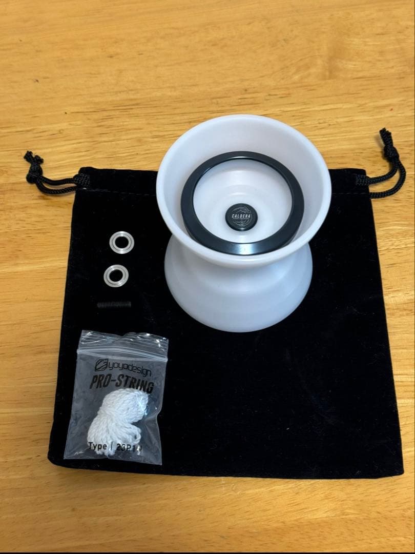 C3yoyodesign カルデラ　ホワイトブラックリム C3yoyodesign - Caldera - Yo-Yo Store REWIND