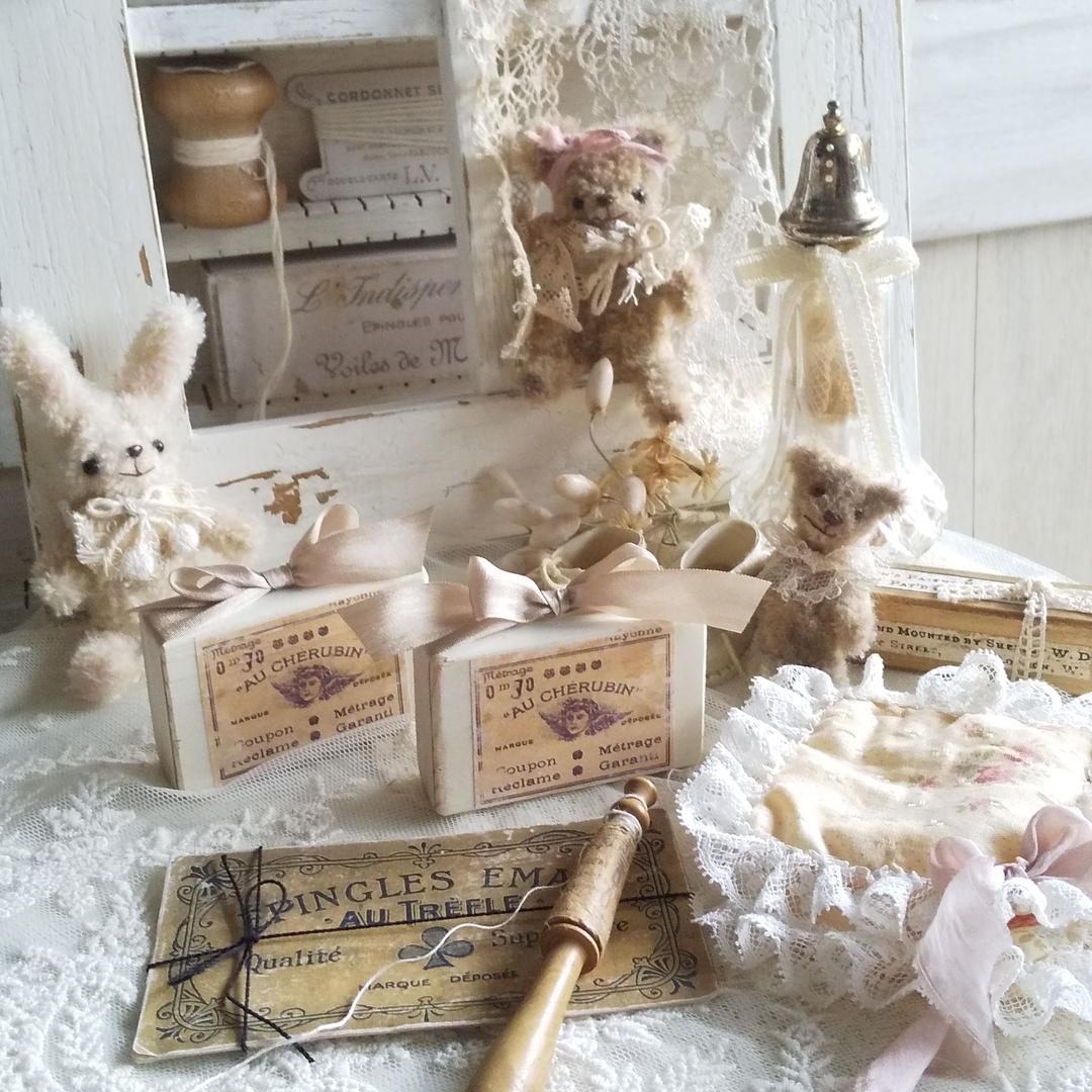 可愛いアンティークラベルの小包box風♡** 最高