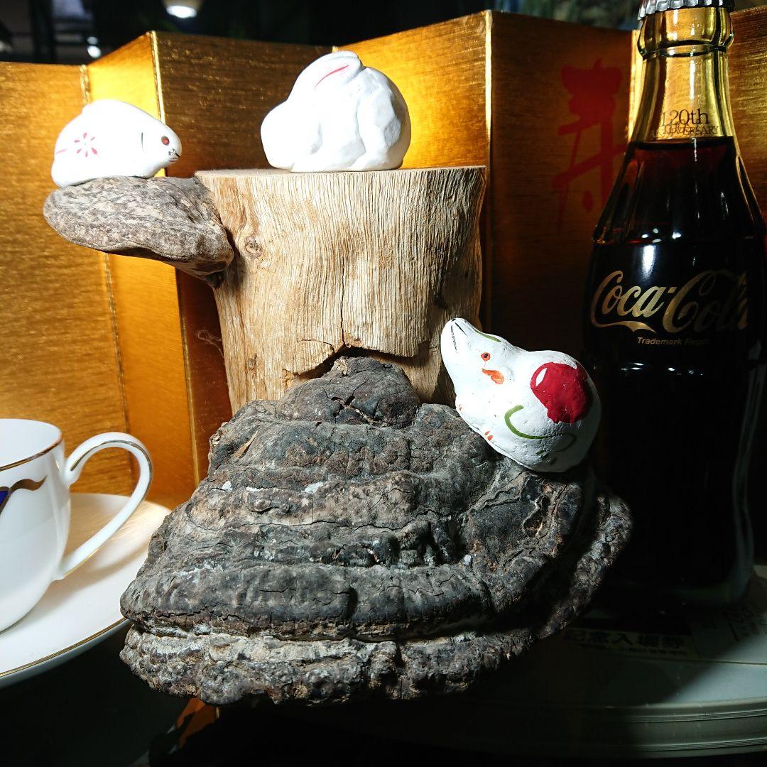 民芸品  兎3匹  土人形  猿の腰掛け 台付き 8c64bc64900a1b86994562505a823b