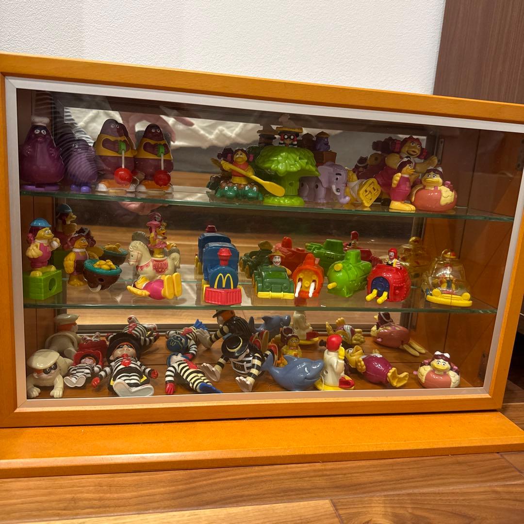 マクドナルド フィギュア セット マクドナルド×新世紀エヴァンゲリオン、奇跡の変形ロボ「バリュー