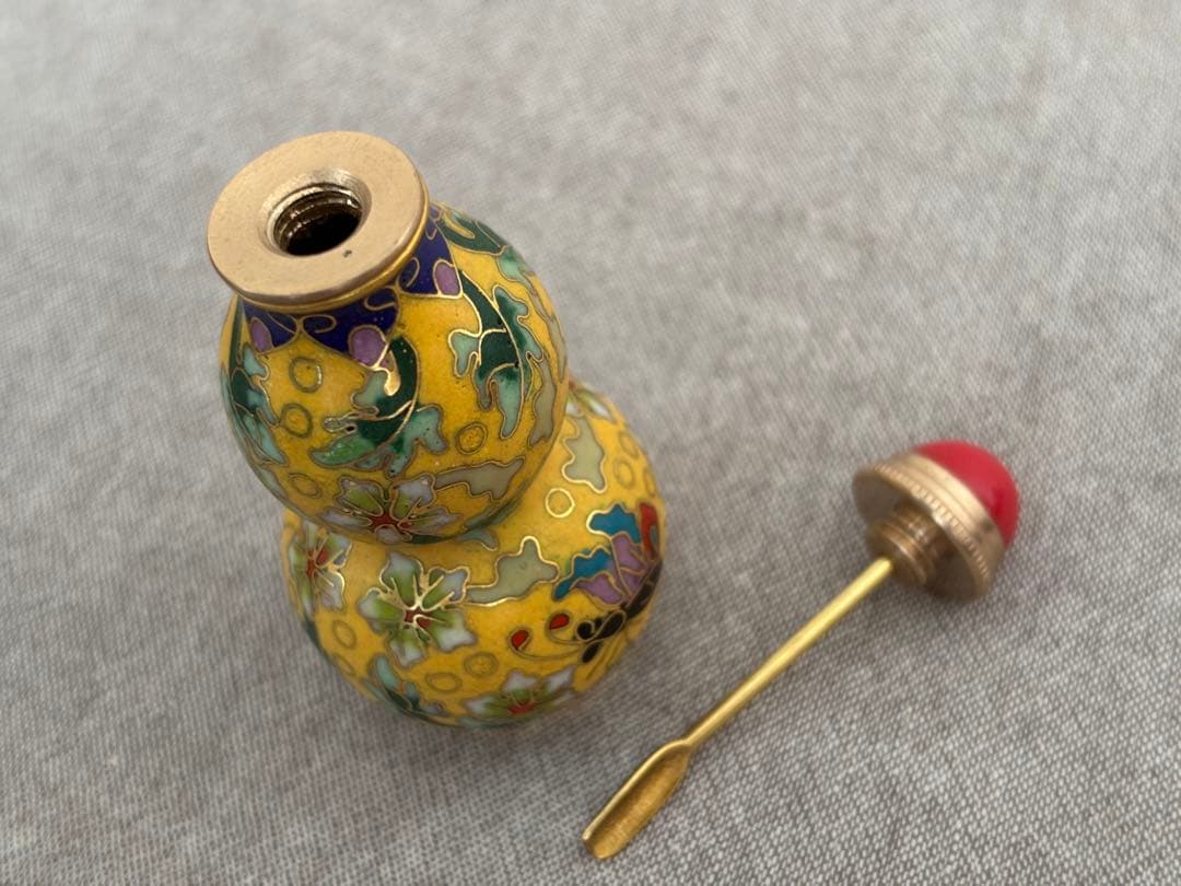 鼻煙壺 鼻烟壶 珐琅彩（七宝焼）工芸 益德誠 - メルカリ