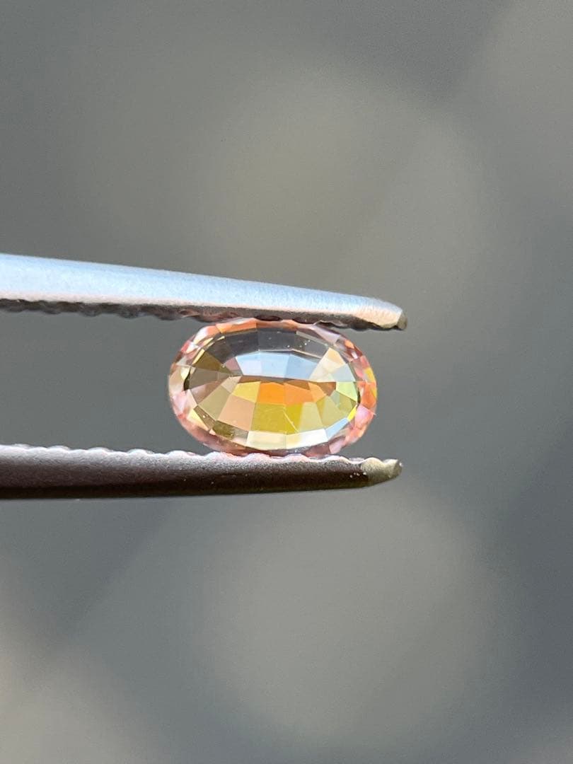 パパラチアサファイアルース 0.28ct 4.5 x 3.1 x 2.2mm