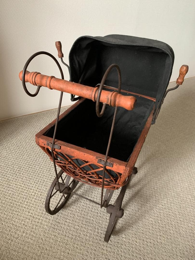✨土日限定✨ドール用アンティーク乳母車 ビスクドール ぬいぐるみ