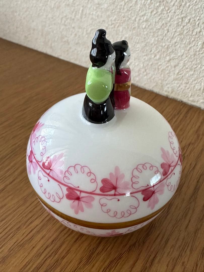 美品】ヘレンド 雛小筺 ピンクパセリ - メルカリ